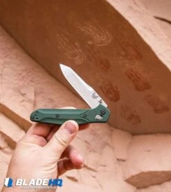 Benchmade 940 Osborne AXIS Lock Knife Green (3.4" Satin) -Bladehq Store Benchmade Osborne AXIS Lock Knife Green Satin 940 BHQ0160 kp canyonlands petroglyph web